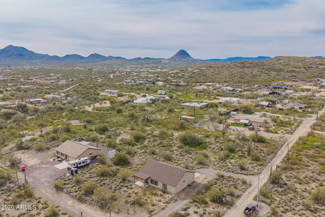 49112 N 3RD Avenue, New River, AZ 85087