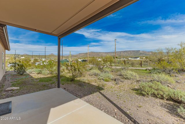 49112 N 3RD Avenue, New River, AZ 85087