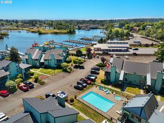 346 Ne SKIPANON Dr 46, Warrenton, OR 97146