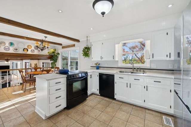 711 Warrior Dr, Murfreesboro, TN 37128