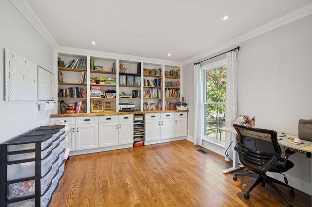 711 Warrior Dr, Murfreesboro, TN 37128