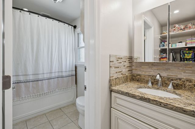 711 Warrior Dr, Murfreesboro, TN 37128