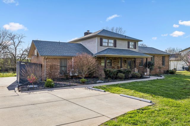 711 Warrior Dr, Murfreesboro, TN 37128