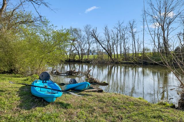 711 Warrior Dr, Murfreesboro, TN 37128