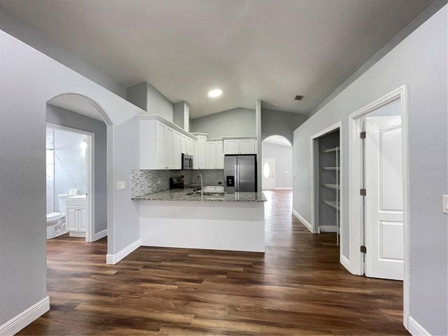 2505 W AILEEN STREET, Tampa, FL 33607