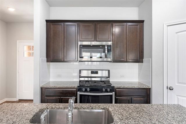 365 Empress Tree DR, Leander, TX 78641