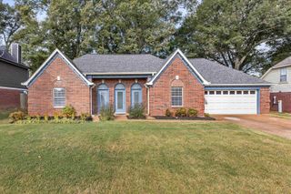 1445 WOLF PACK DR, Collierville, TN 38017