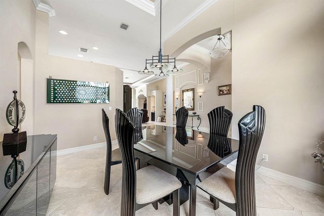 2761 NE 48TH Court, Lighthouse Point, FL 33064