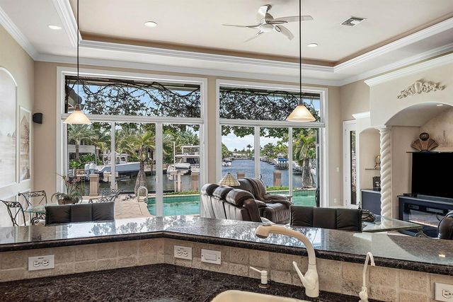 2761 NE 48TH Court, Lighthouse Point, FL 33064