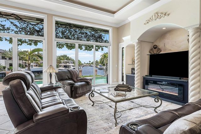 2761 NE 48TH Court, Lighthouse Point, FL 33064
