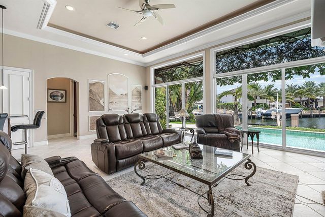 2761 NE 48TH Court, Lighthouse Point, FL 33064