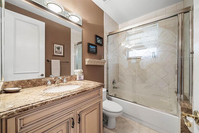 2761 NE 48TH Court, Lighthouse Point, FL 33064
