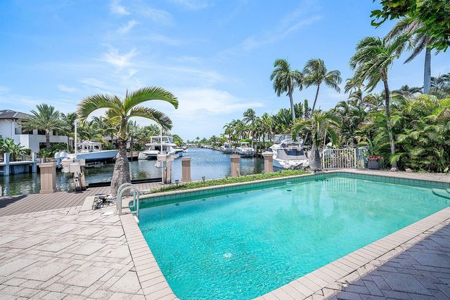 2761 NE 48TH Court, Lighthouse Point, FL 33064