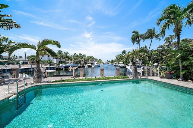 2761 NE 48TH Court, Lighthouse Point, FL 33064