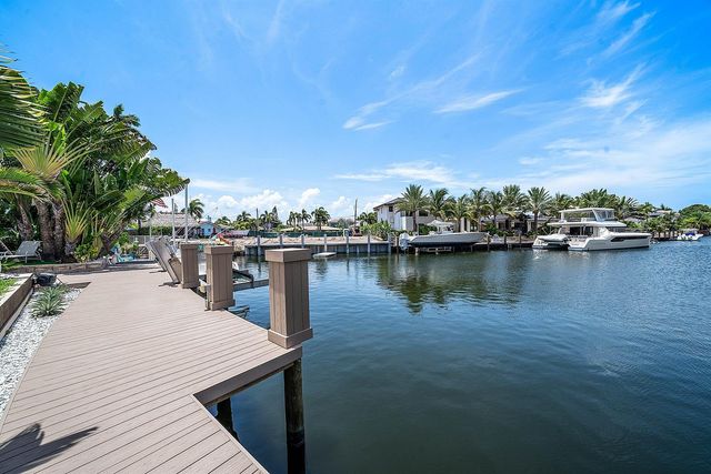 2761 NE 48TH Court, Lighthouse Point, FL 33064