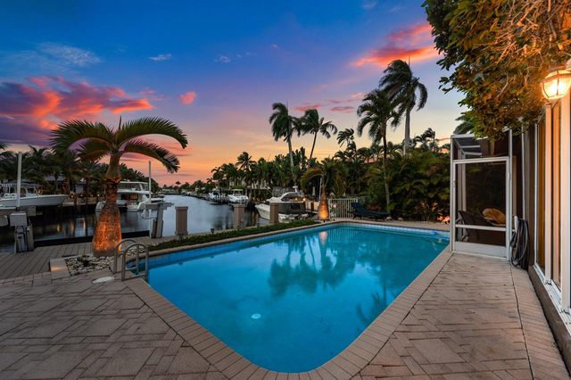 2761 NE 48TH Court, Lighthouse Point, FL 33064