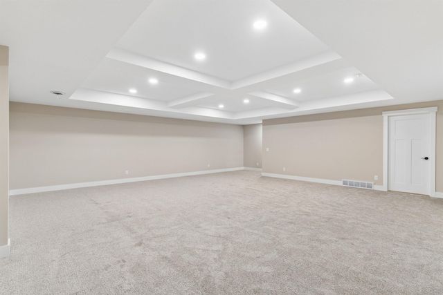 1219 W 7th Street, Waterloo, IA 50702