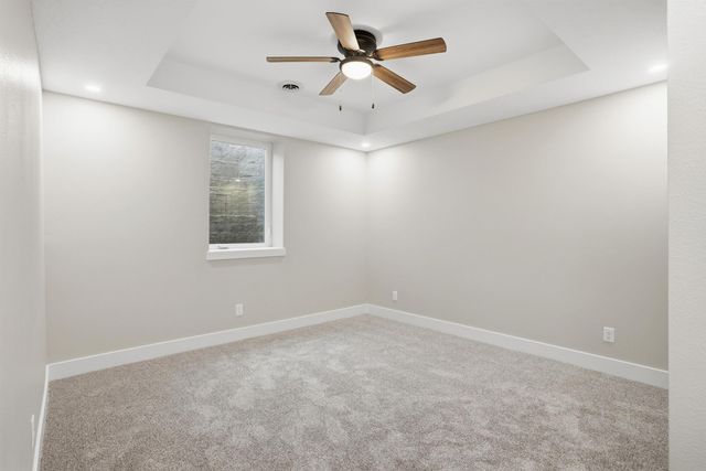 1219 W 7th Street, Waterloo, IA 50702
