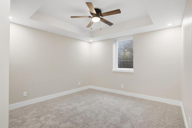 1219 W 7th Street, Waterloo, IA 50702