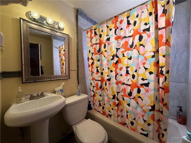 165 Folger Street, Buffalo, NY 14220