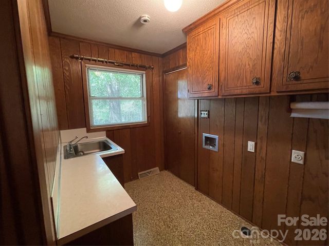 920 Page Street, Mount Pleasant, NC 28124