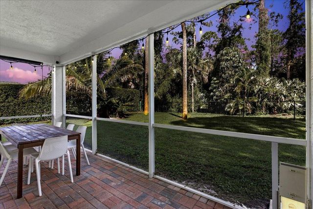 221 Park Road N, Royal Palm Beach, FL 33411