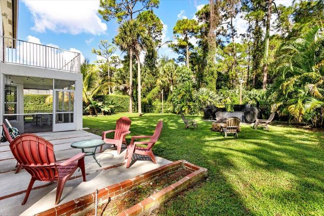 221 Park Road N, Royal Palm Beach, FL 33411