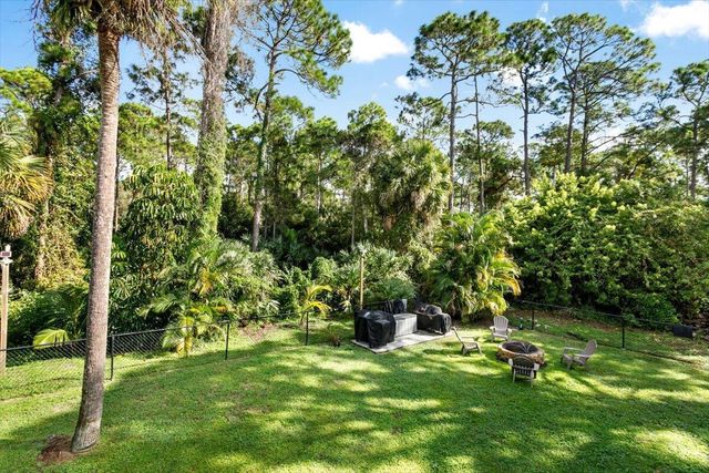 221 Park Road N, Royal Palm Beach, FL 33411