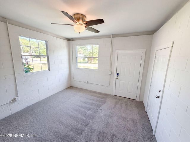 6543 AIRES Road, Jacksonville, FL 32244