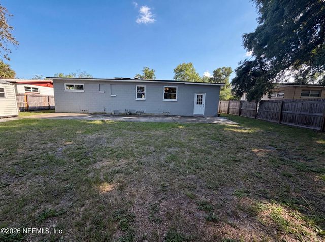 6543 AIRES Road, Jacksonville, FL 32244