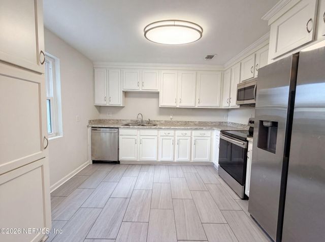 6543 AIRES Road, Jacksonville, FL 32244