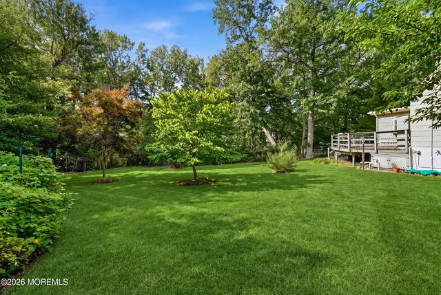 428 Redmond Avenue, Oakhurst, NJ 07755