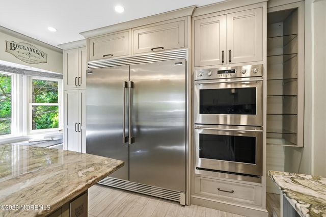 428 Redmond Avenue, Oakhurst, NJ 07755