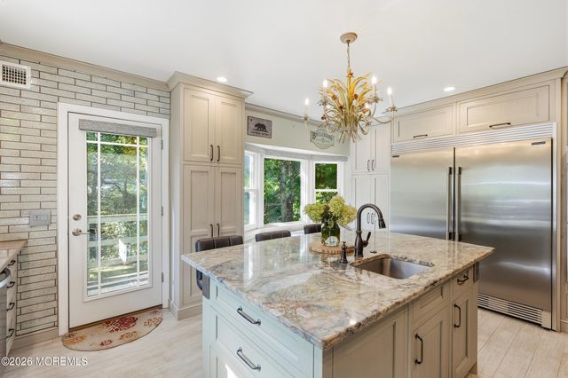428 Redmond Avenue, Oakhurst, NJ 07755