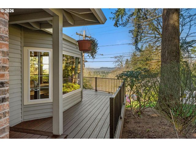 12329 Sw 34TH Ave, Portland, OR 97219