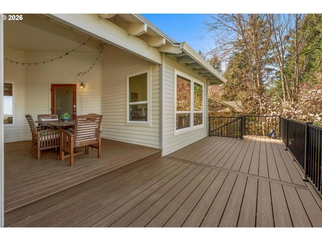 12329 Sw 34TH Ave, Portland, OR 97219