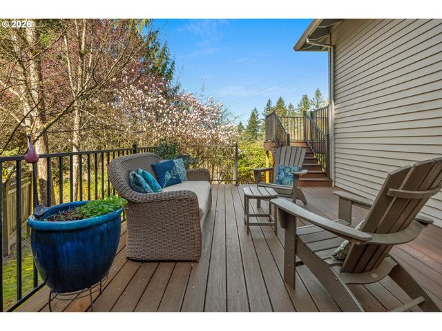 12329 Sw 34TH Ave, Portland, OR 97219