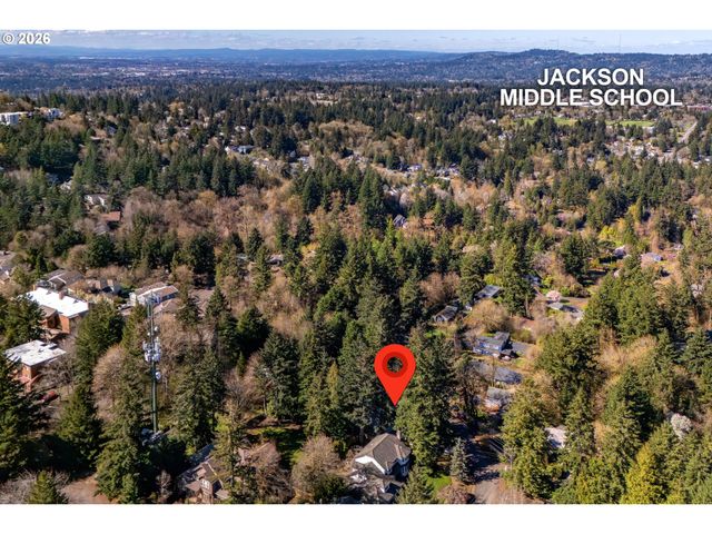 12329 Sw 34TH Ave, Portland, OR 97219