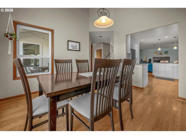 12329 Sw 34TH Ave, Portland, OR 97219