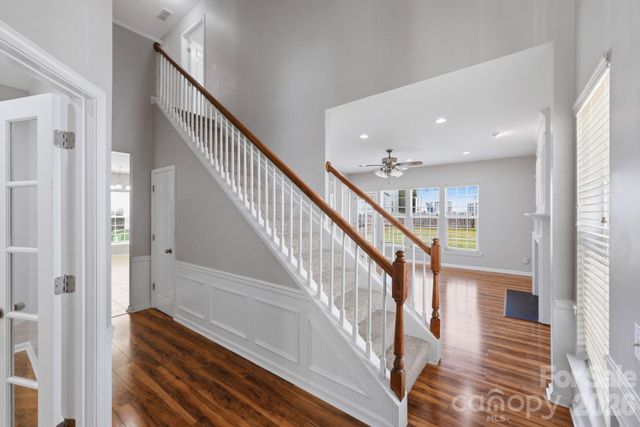 11239 Cypress View Drive, Charlotte, NC 28262