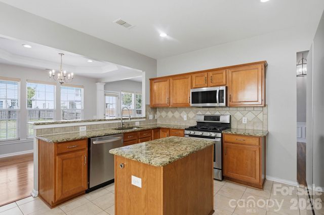 11239 Cypress View Drive, Charlotte, NC 28262