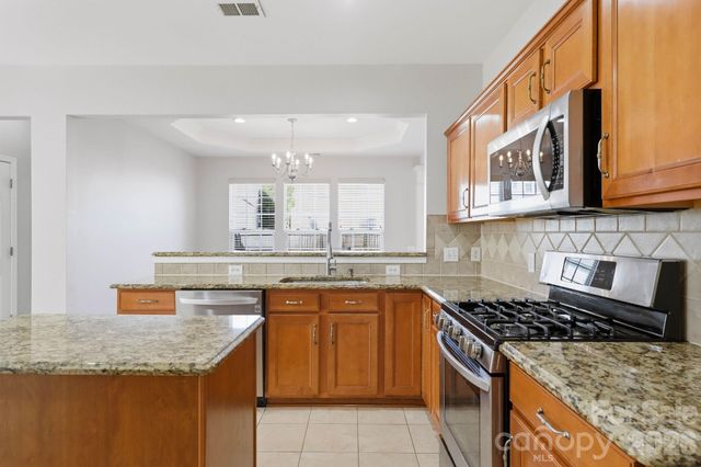11239 Cypress View Drive, Charlotte, NC 28262
