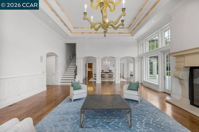 10 Serenity Ln, Alamo, CA 94507