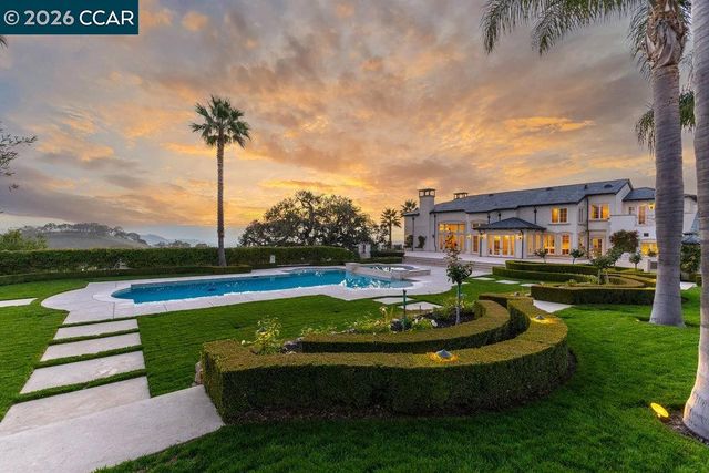 10 Serenity Ln, Alamo, CA 94507