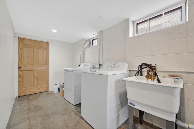 3700 N 14th STREET, Milwaukee, WI 53206