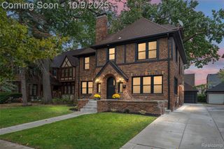 18082 Wildemere Street, Detroit, MI 48221