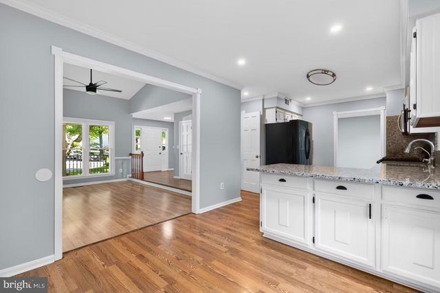 2205 BLUE VALLEY DR, Silver Spring, MD 20904