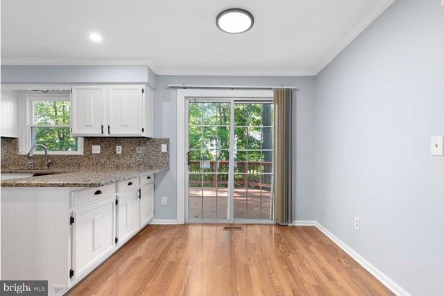2205 BLUE VALLEY DR, Silver Spring, MD 20904