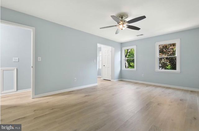 2205 BLUE VALLEY DR, Silver Spring, MD 20904