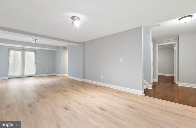 2205 BLUE VALLEY DR, Silver Spring, MD 20904